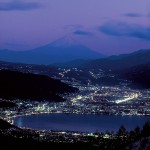 諏訪湖の夜景