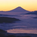 諏訪湖と富士山