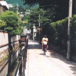 温泉街の小路